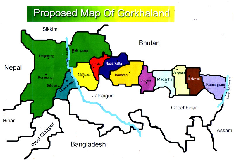 The proposed Gorkhaland state of India: The capital Darjeeling in the Darjeeling hills (green territory) in the west; the Dooars (10 districts on this map) strung out along the floodplain to the east.