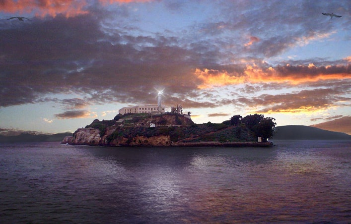 Growth of dark tourism. Alcatraz, USA