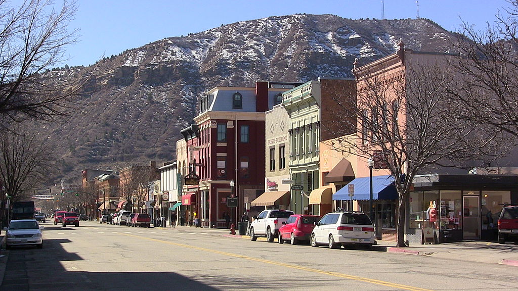 Downtown Durango, Colorado, USA. By Durango web creations (CC BY-SA 3.0) via Wikimedia. https://commons.wikimedia.org/wiki/File:Historic_Main_in_Downtown_Durango.JPG