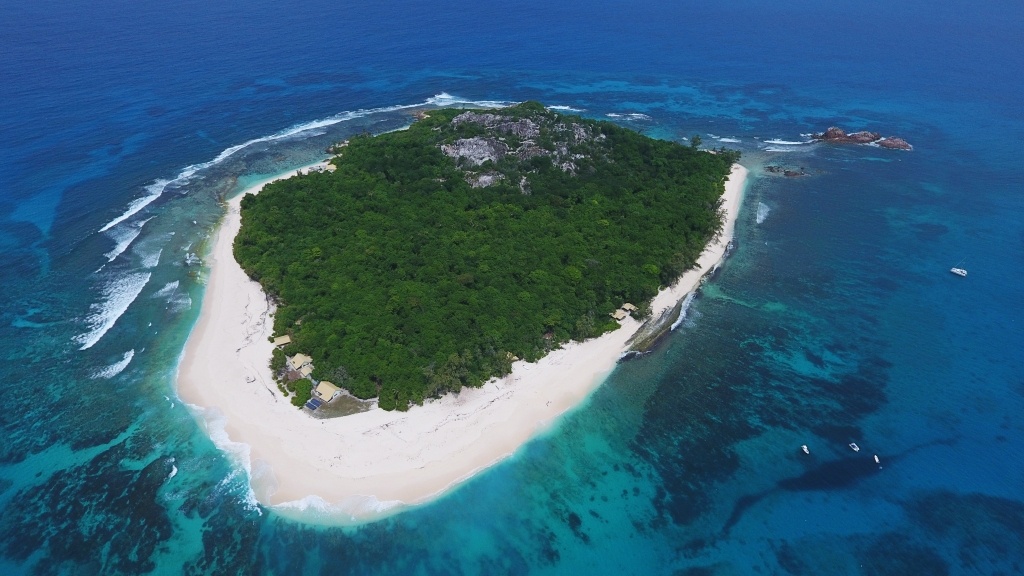 The longest-running and most successful ecotourism program in Seychelles is the Cousin Island Special Reserve (Photo: Nature Seychelles, Serge Marizy)