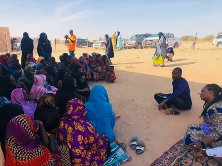 Niger tourism community development meeting with the women of the village of Foudouk